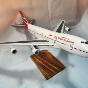 Model of B747-200 Air Mauritius with detailed craftsmanship.